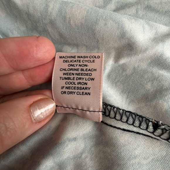 Philosophy Black Floral Blazer size S 3/4 sleeves NWOT zip front jacket - Picture 9 of 9